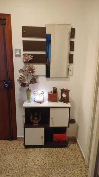Mueble de entrada madera y cristal