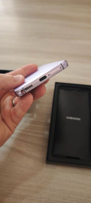 Samsung Galaxy S22 128GB Viola