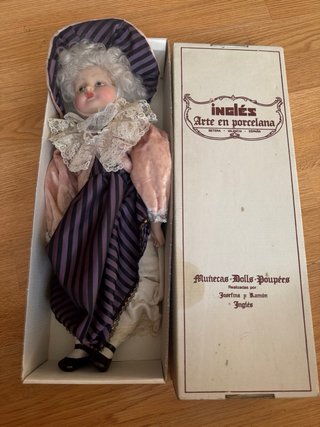 Muñeca de porcelana marca Inglés