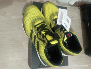 Zapatillas Adidas Running Amarillas y Negras