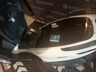 Piaggio MP3 500
