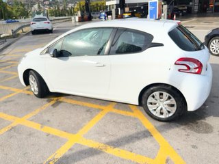 Peugeot 208 2014