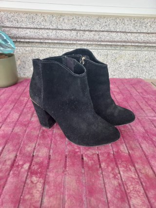 Botines terciopelo negros T.37