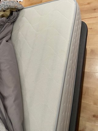 Cama Matrimonial con Cabecero Ikea