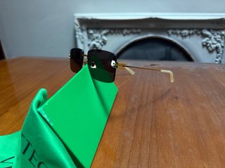 Gafas Bottega Veneta Negro/Dorado