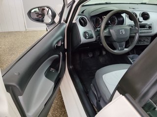 SEAT Ibiza 2014 REFERENCE AÑO 2014 135.000 KM