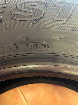 Neumáticos Bridgestone Dueler A/T 265/65/R17 112S