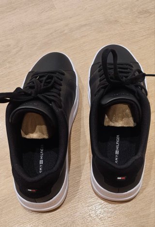 Zapatillas hombre Tommy Hilfiger. Talla 44. Nuevas