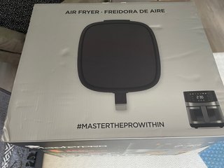 Freidora Masterpro 8L sin usar
