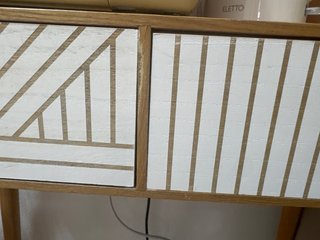 Tocador Nórdico con Espejo y Silla Rosa