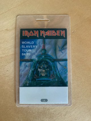 アイアン・メイデン WORLD SLAVERY TOUR 85[2LP] Iron Maiden Pase World Slavery Tour 84/85 de segunda mano por 50