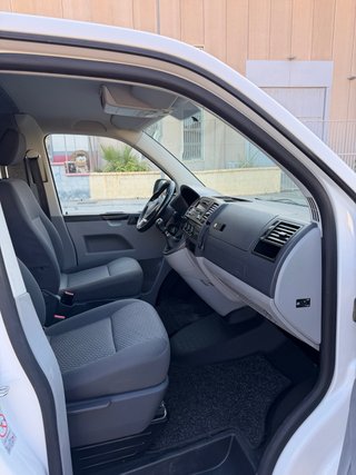 Volkswagen Transporter T5 2014