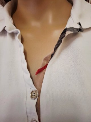 Camiseta blanca de manga corta
