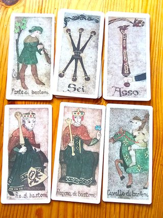La carte dei Tarocchi. Tarot en italiano