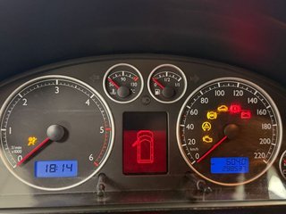 Volkswagen Multivan 2.5 TDI HI-LINE 130cv