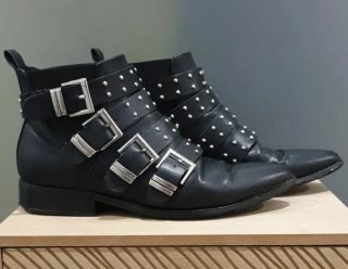 Botines negros T36 con tachuelas