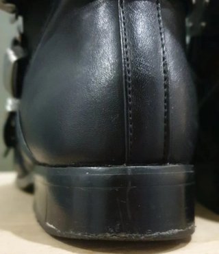 Botines negros T36 con tachuelas