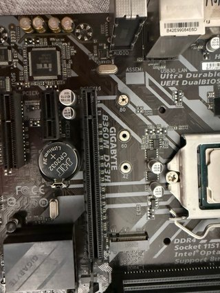 Placa Base Gigabyte B360M DS3H +Intel Core i5 8400