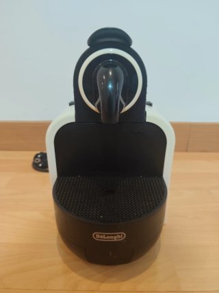 Cafetera Nespresso De'Longhi Automática