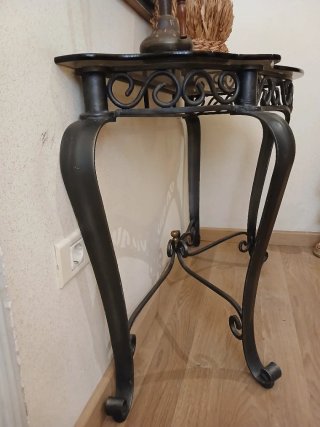 Recibidor forja y cristal negro
