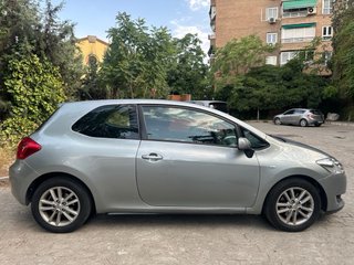 Toyota Auris 2009