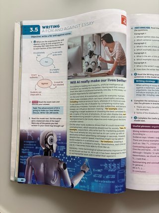 Idiomatic 2 Student's Book with Ebook
