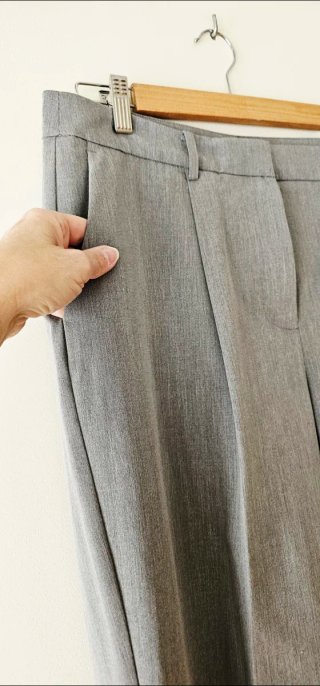 Lote de pantalon y jersey de Mango