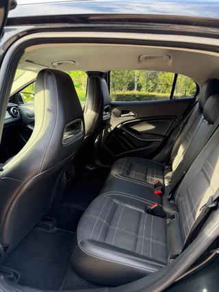 Mercedes-Benz GLA automatico etiqueta C 200.000km