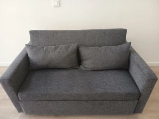 Sofá cama gris sin usar