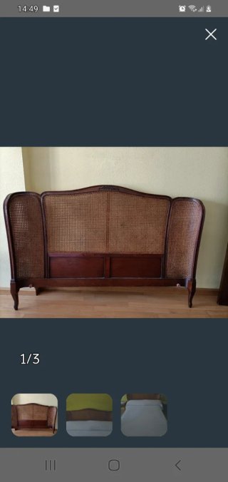 Cabecero de madera y ratán