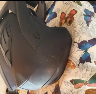 Casco de moto negro