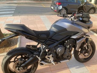 Triumph Tiger 660 Sport Gris/Negra