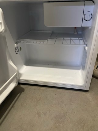 Frigorífico pequeño con congelador
