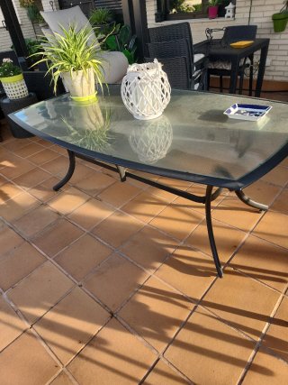 Mesa de exterior cristal y metal