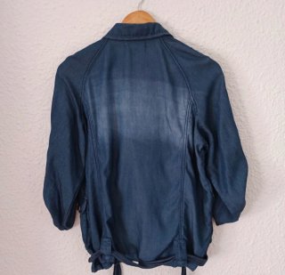 Chaqueta vaquera ajustable