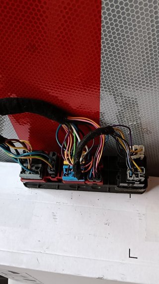 Panel de control elevalunas coche
