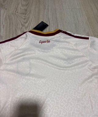 Conjunto Camiseta y Pantalón España Adidas