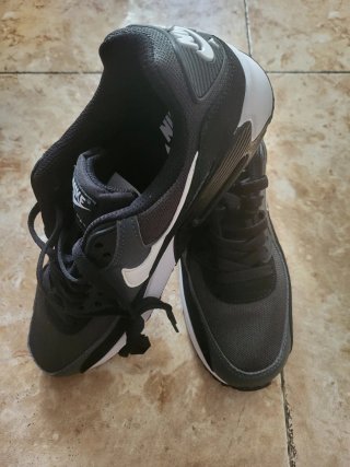 Zapatillas Nike Air Max 90 Negras y Blancas