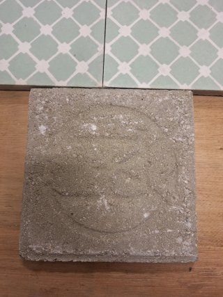 Losetas hidráulicas verdes con diseño