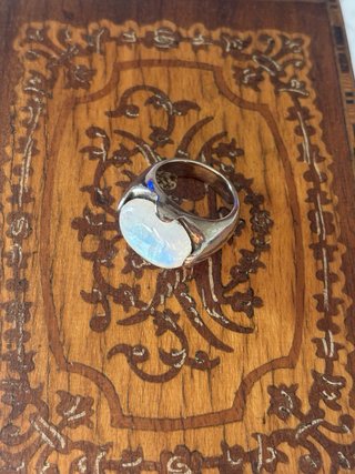 Anello in argento con Pietra di Luna