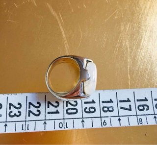 Anello in argento con Pietra di Luna