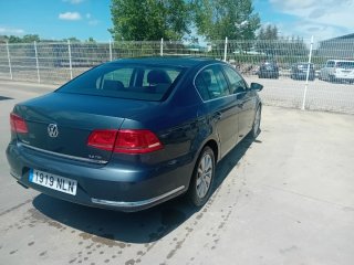 Volkswagen Passat 2011