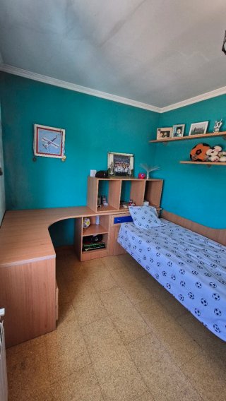 Dormitorio para niña o niño