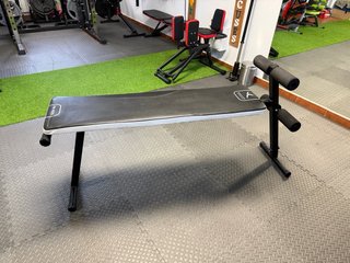 Banco abdominales Domyos PA600
