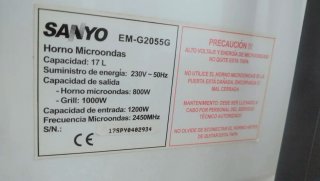 Microondas Sanyo EM-G2055G con Grill