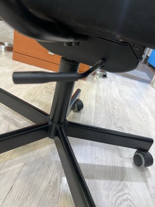 Silla de escritorio negra