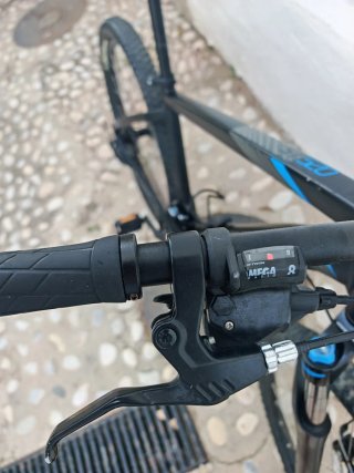 Bicicleta Rockrider ST 520 Negra
