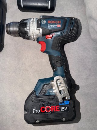 Taladro Bosch GSB 18V-150 C + 3 baterías