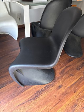 Silla Panton blanca y negra