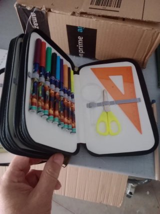 Susana Lote Papelería: Cuaderno, Atlas, Cómics
